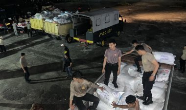 KP Wisanggeni-8005 Angkut Bantuan Kemanusiaan dari Sabang ke Pelabuhan Malahayati