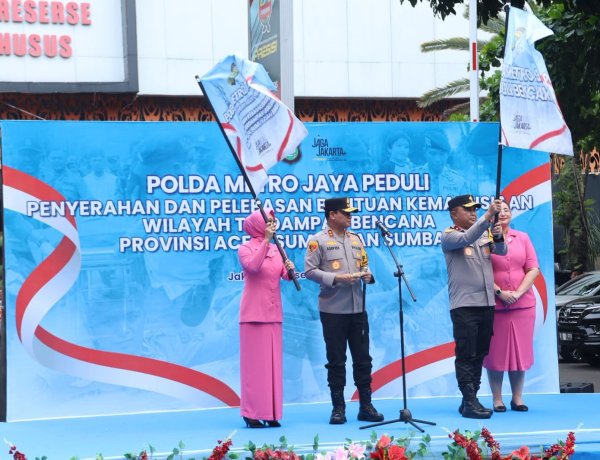 Polda Metro Jaya Kirim Bantuan Kemanusiaan ke Aceh, Sumut, dan Sumbar