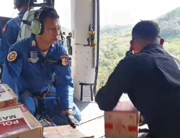 Kapolri Salurkan Bantuan Kemanusiaan ke Aceh Tamiang Melalui Airdrop Akibat Lokasi Masih Terisolir