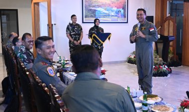 Kunjungi Lanud Sultan Hasanuddin, Kasau Tekankan Perwira TNI AU Harus Adaptif, Berkarakter, dan Tunjukkan Kualitas Kepemimpinan