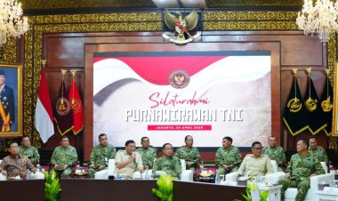 Perkuat Silaturahmi, Panglima TNI Hadiri Pertemuan Purnawirawan TNI di Kemhan